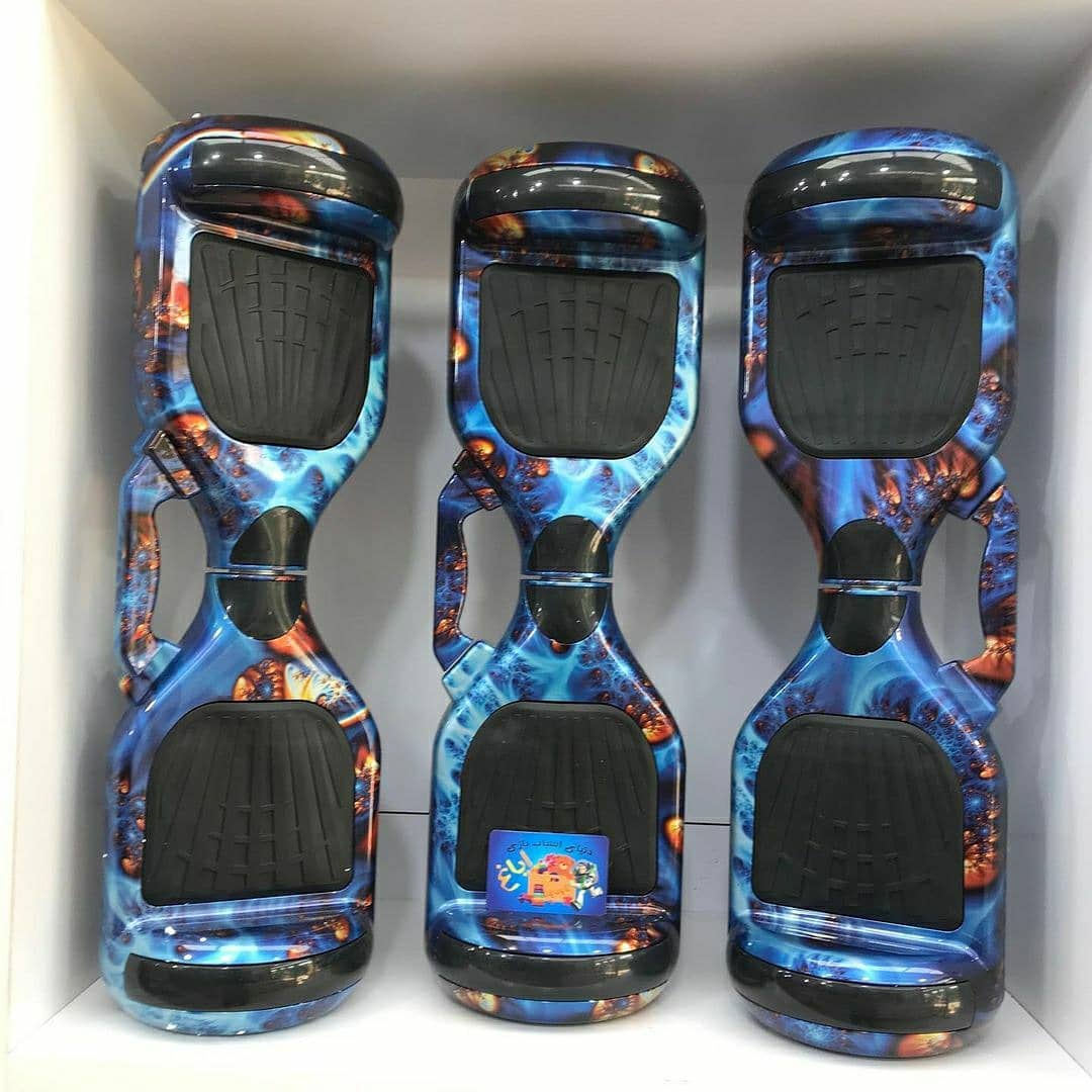 Hoverboard Electrique , Music Bluetooth, lumineux 6.5 Pouces + Kit De Protection